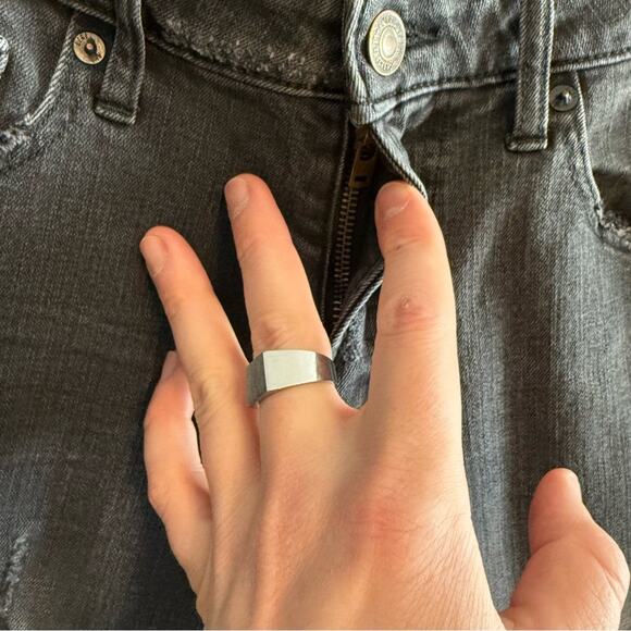 American Eagle Distressed Skinny Jeans Size 32x36 - Picture 4 of 8